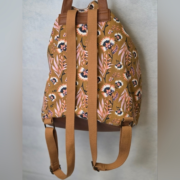 Universal Thread Canvas Floral print drawstring bucket style bag backpack - Picture 2 of 11